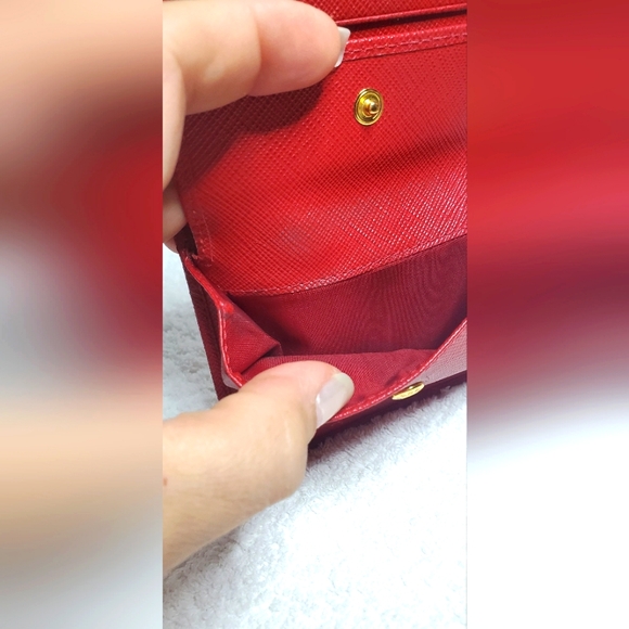 PRADA -Small-wallet Saffiano Leather-red -Perfect conditions-No call-outs - Picture 10 of 15